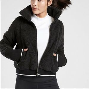 Athleta Tugga Sherpa Jacket Medium